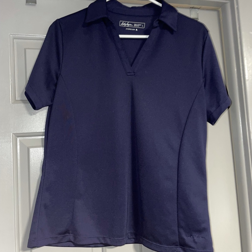 Large Navy Top. MUST BE BUNDLED